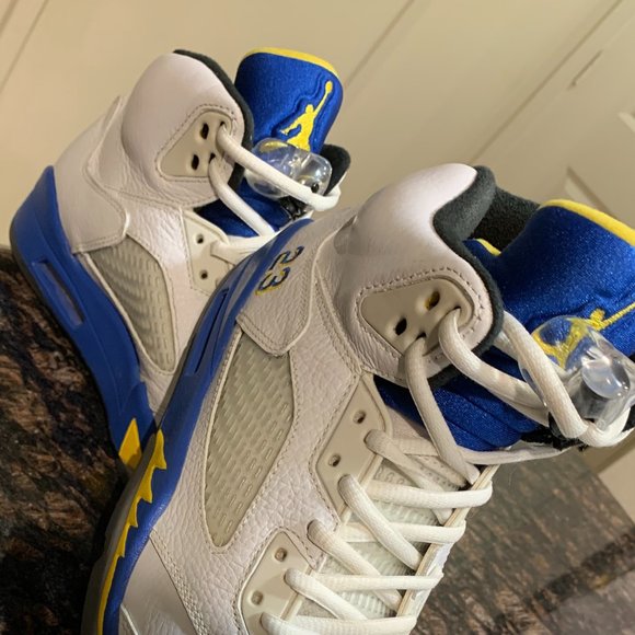 Gently Pre-Owned Jordan 5 Retro Laney - Athletic HighTop Shoe main image 5